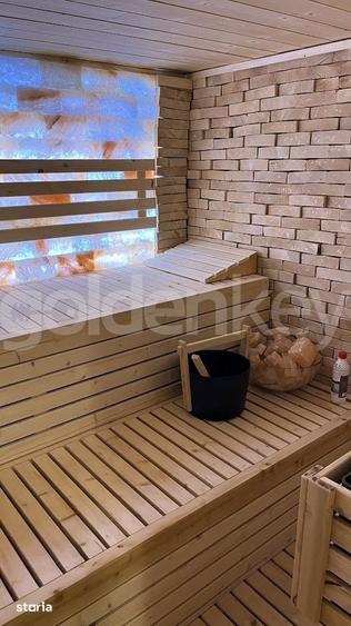 Casă cu 7 camere cu Teren 1000 Mp în Central
