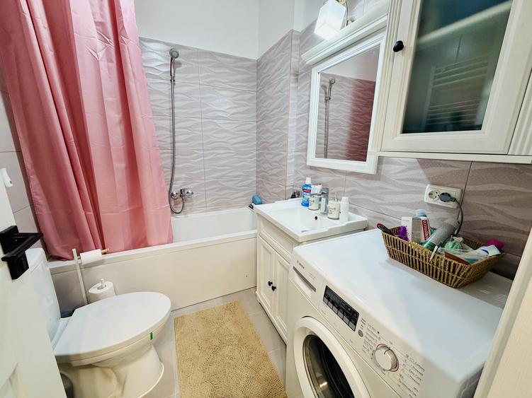 Apartament cu 3 camere decomandat, mobilat în Chiajna