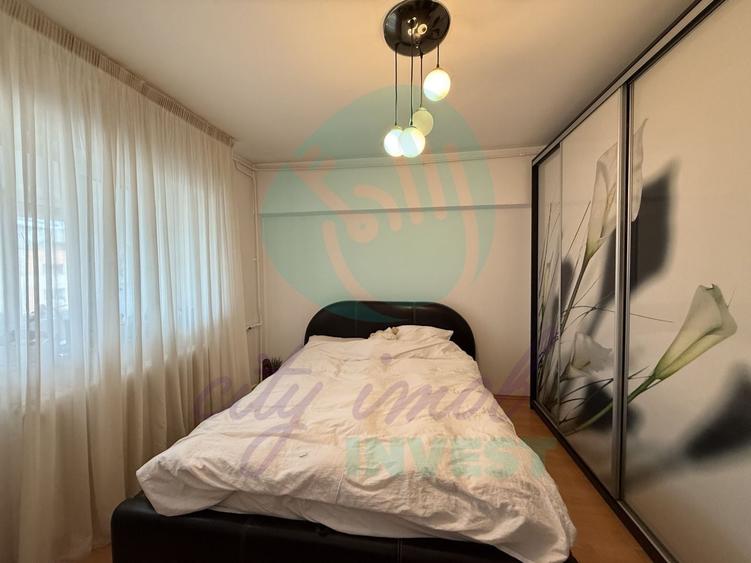 Apartament cu 3 camere decomandat în Calea Călărașilor