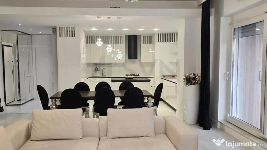 Apartament cu 5 camere decomandat în Central