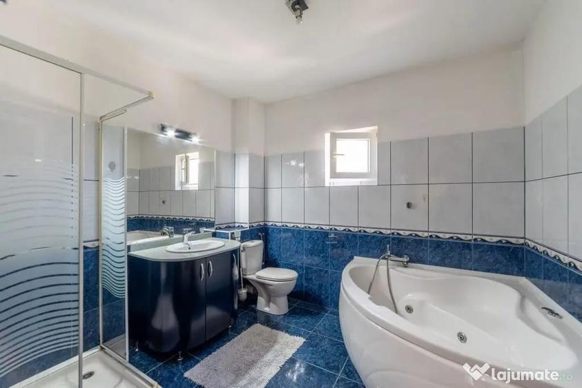 Casă cu 6 camere cu Teren 475 Mp în Găvana