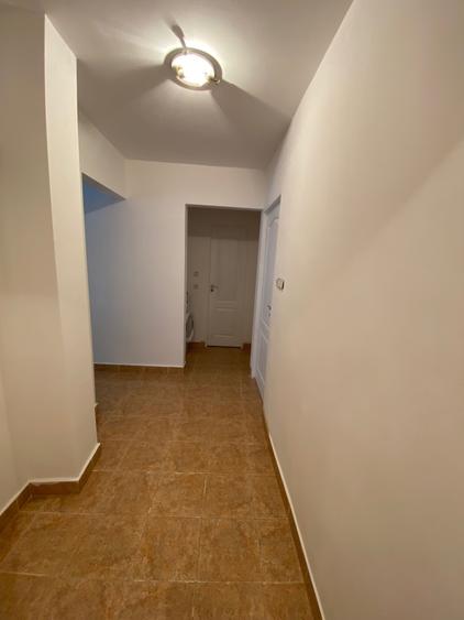 Apartament cu 4 camere decomandat în Rogerius