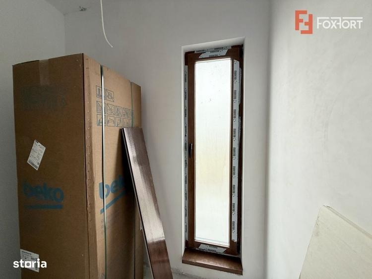 Casă cu 4 camere în Exterior Nord