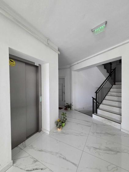Apartament cu 3 camere decomandat în Braytim