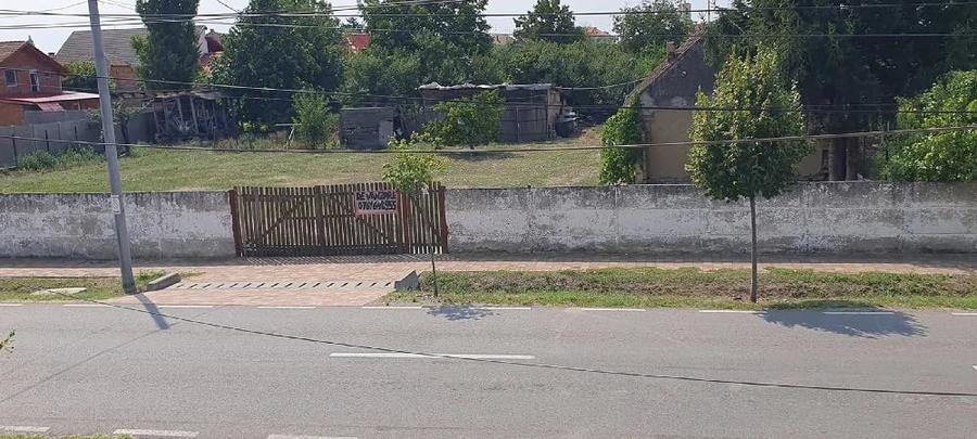 Teren de 1560 mp, în Central