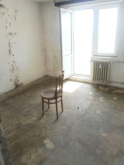 Apartament cu 2 camere semidecomandat în 1 Decembrie 1918