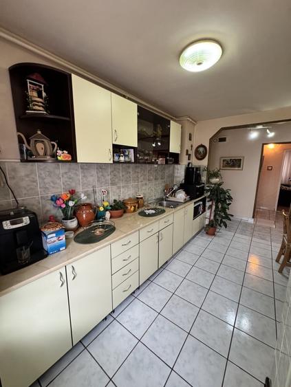 Apartament 4 camere, 80 mp, zona Central - 11
