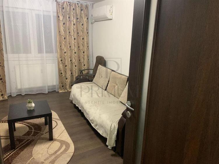 Garsonieră decomandată, mobilată în Buziașului