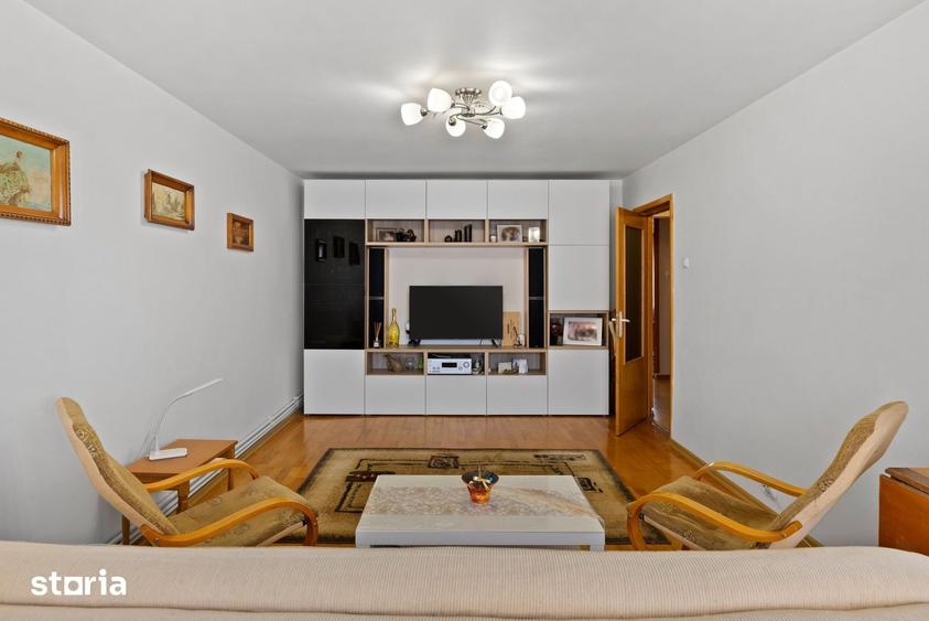 Apartament cu 3 camere în Alfa