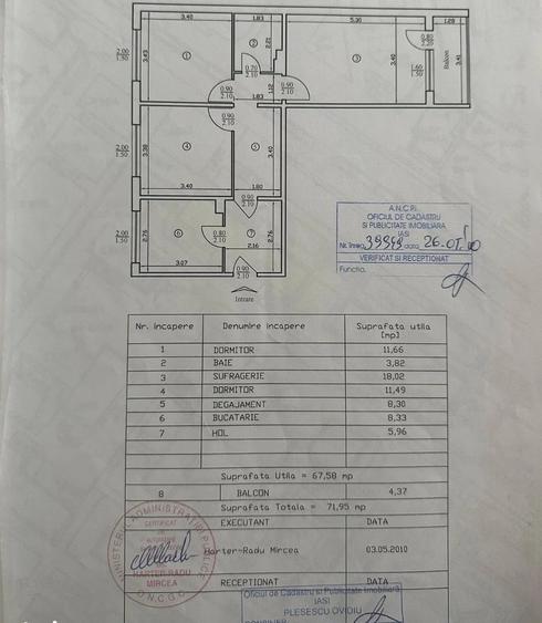 Apartament cu 3 camere decomandat, mobilat în Alexandru cel Bun