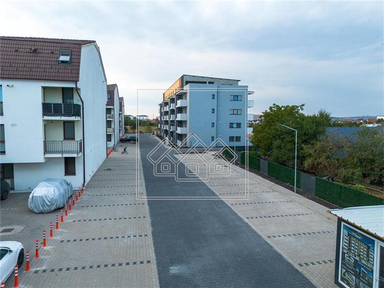 Apartament cu 3 camere nedecomandat în Țiglari