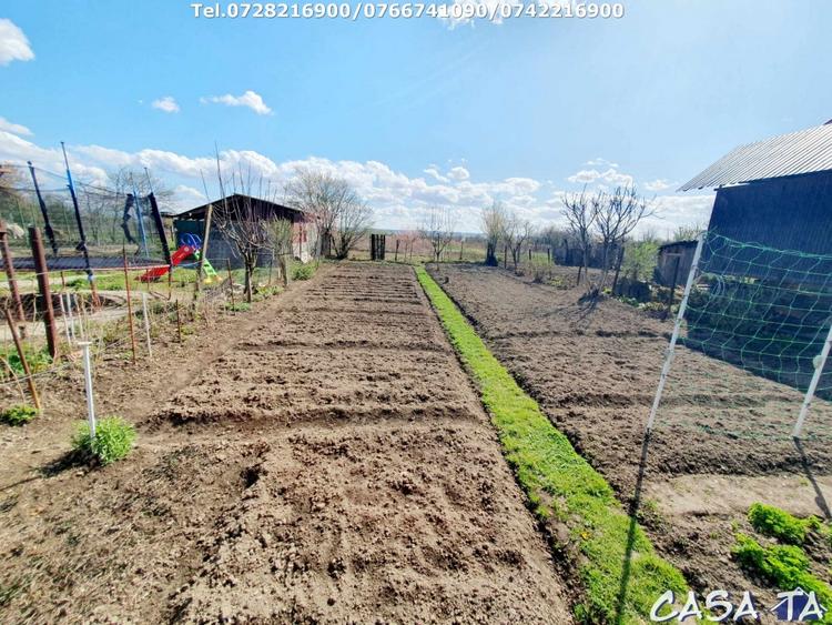 Casă cu 3 camere cu Canalizare în Primăverii
