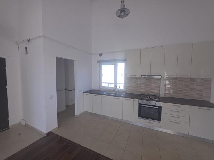 Apartament cu 2 camere decomandat în Băneasa
