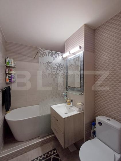 Apartament cu 3 camere decomandat, mobilat în Câmpia Turzii