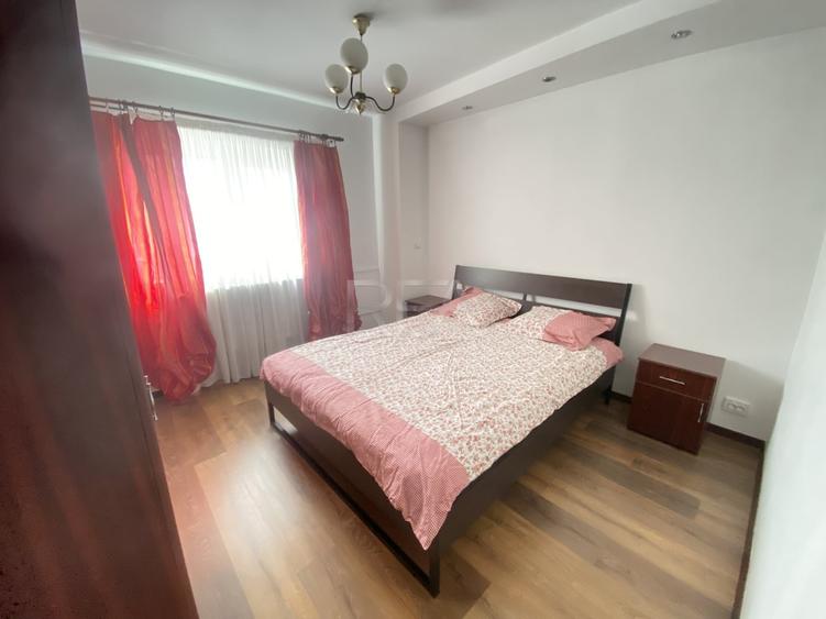 Apartament cu 2 camere semidecomandat, mobilat în 13 Septembrie