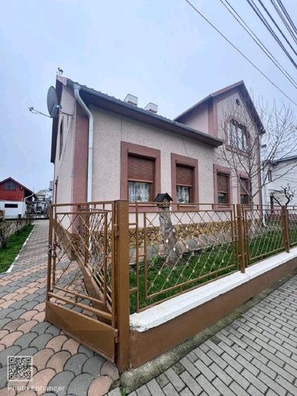 Casa zona rezidentiala , 700mp teren, Radauti - 2