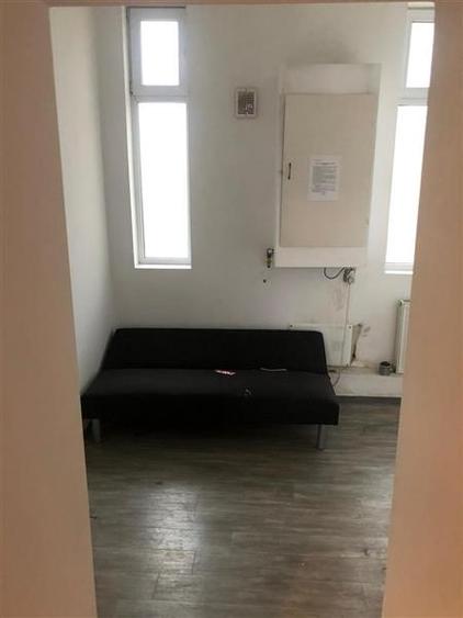 Spațiu comercial, de 75 mp, în Central