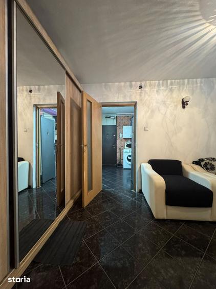Apartament cu 2 camere semidecomandat în Rahova