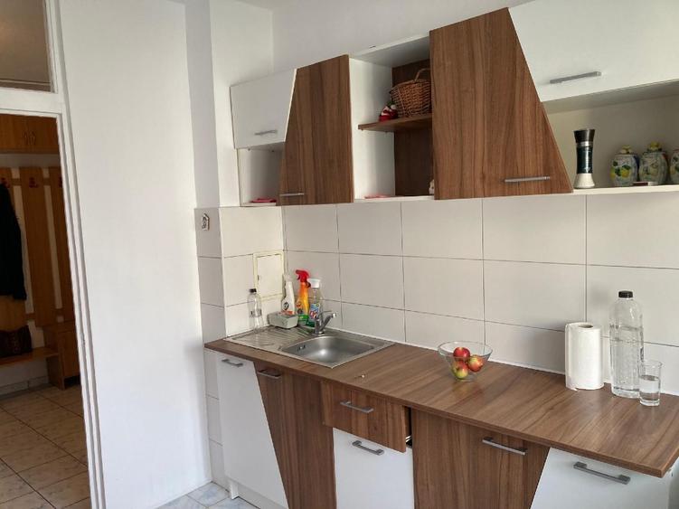 Apartament cu 2 camere decomandat în Brâncoveanu