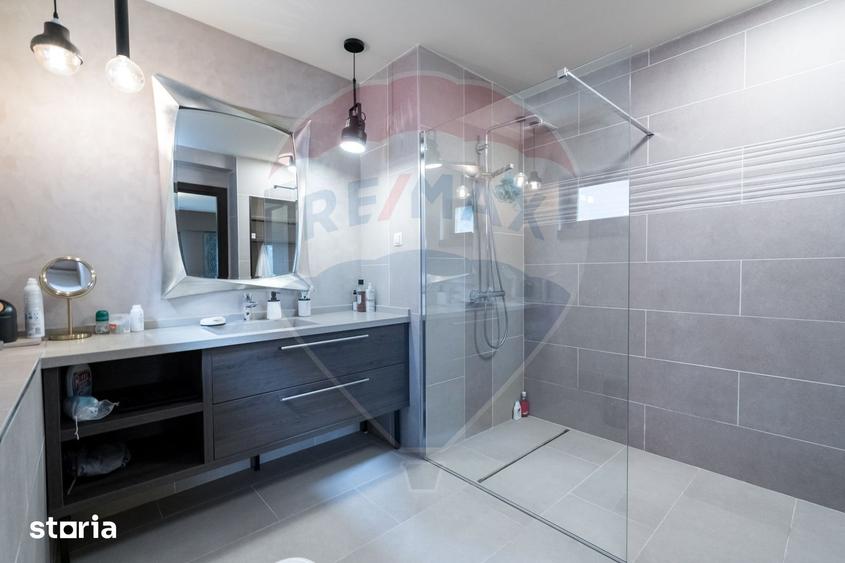 Casă cu 6 camere cu Teren 460 Mp în Dămăroaia