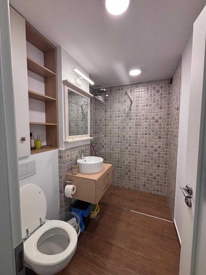 Apartament cu 4 camere decomandat în Grigorescu