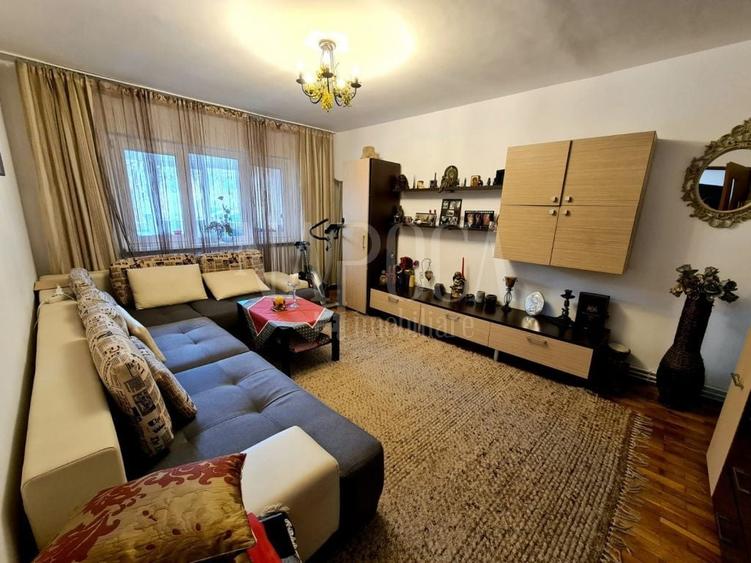 Apartament cu 3 camere decomandat în Mărăști