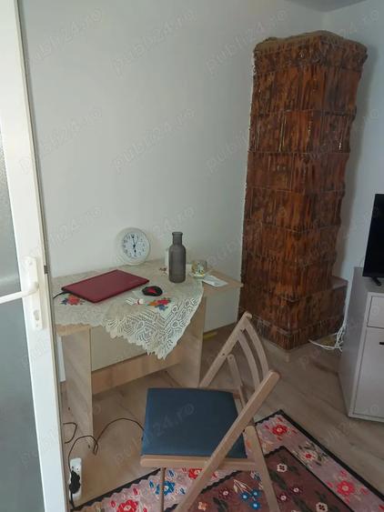 Casă cu 2 camere cu Teren 2251 Mp în Petrești