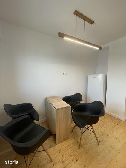 Apartament cu 2 camere decomandat, mobilat în Central