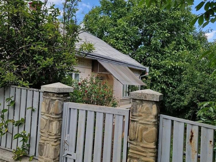 Casă individuală cu 3 camere cu Teren 1400 Mp în Burdujeni