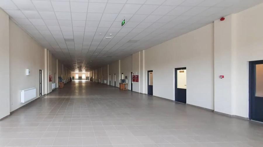 Birou, de 4,846 mp, în Spital