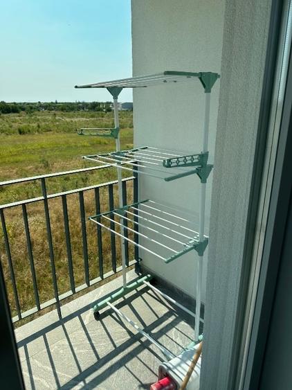 Apartament cu 2 camere semidecomandat, mobilat în Tunari