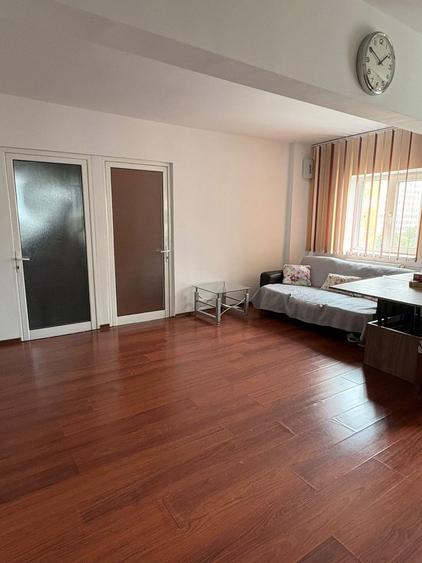 Apartament cu 3 camere în Vest