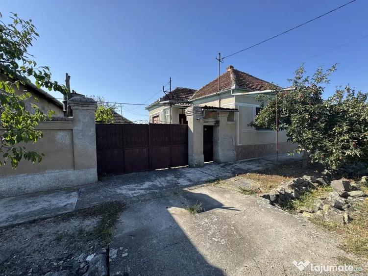 Casa in Chi?ineu Cri?, Str. ?tefan cel Mare - 2