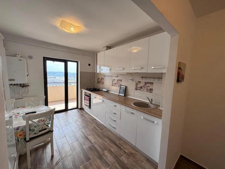 Apartament cu 2 camere decomandat în Valea Lupului