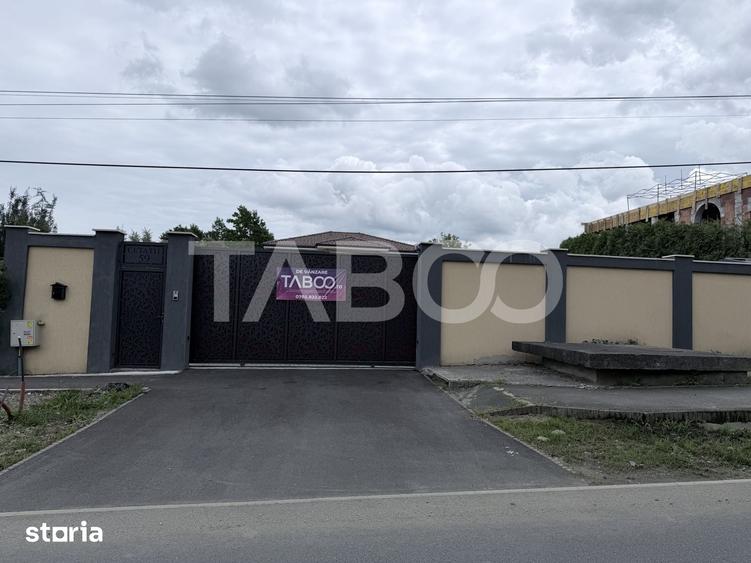 Casă cu 4 camere cu Teren 1240 Mp în Central