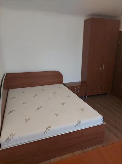 Garsonieră decomandată în Brazda lui Novac
