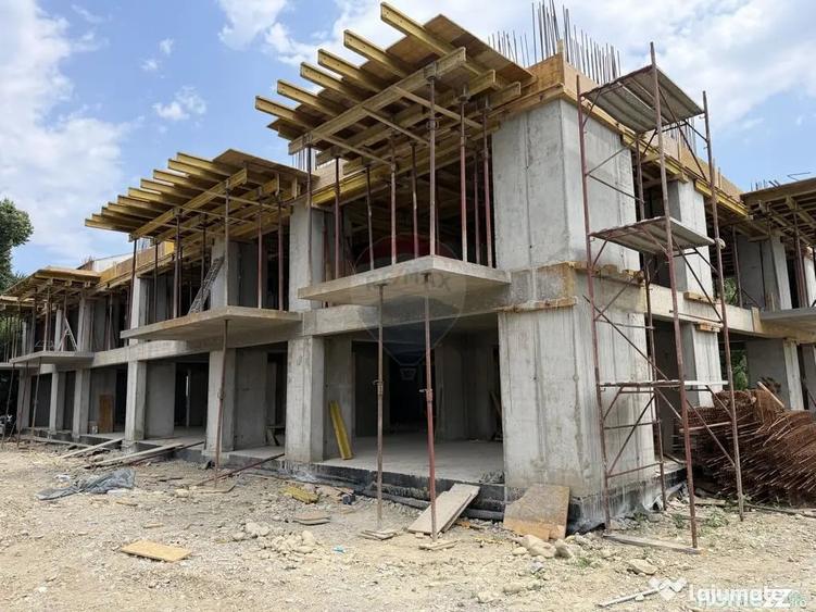 Spațiu comercial, de 256 mp, în Sud