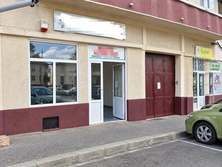 Spațiu comercial, de 40 mp, în Central
