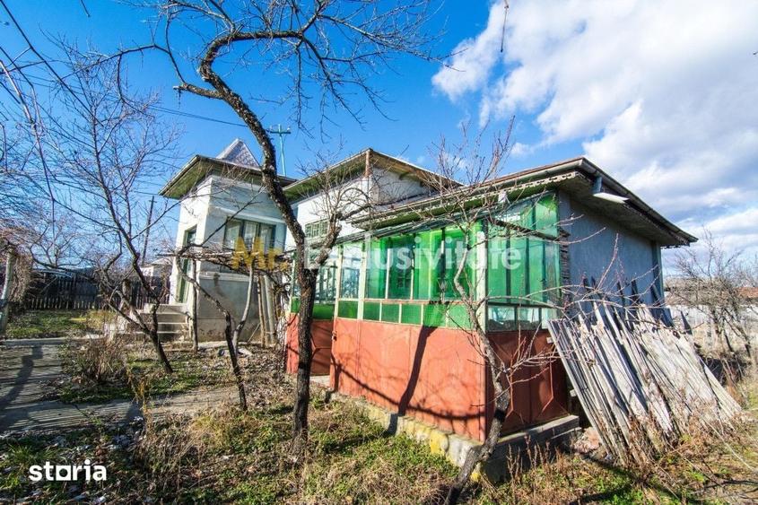 Casă cu 3 camere cu Teren 4145 Mp în Vedea