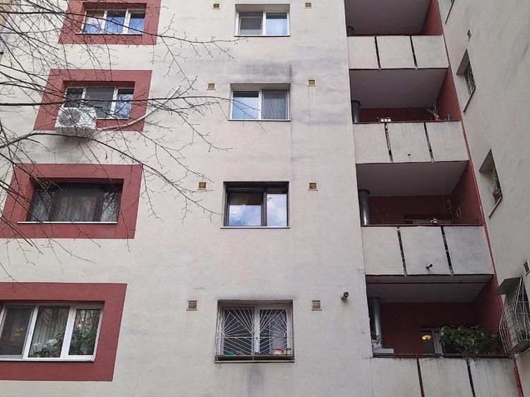 Apartament cu 3 camere, mobilat în 13 Septembrie