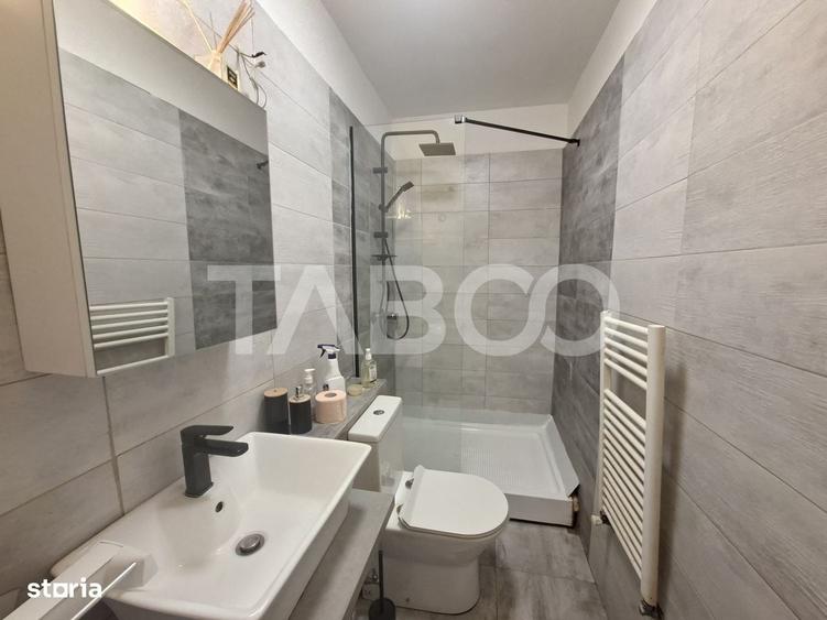 Apartament cu 2 camere decomandat în Ștrand