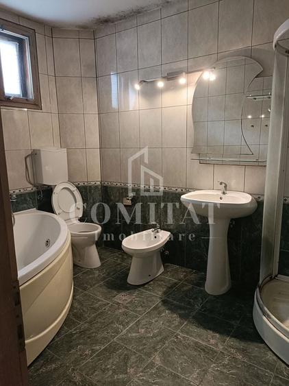 Casă individuală cu 5 camere cu Canalizare în Apahida