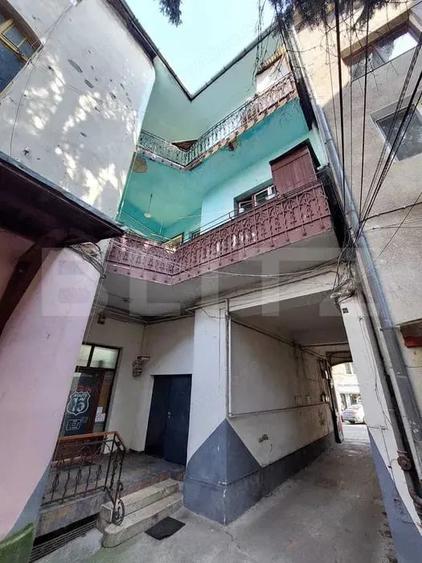 Apartament cu 3 camere decomandat în Ultracentral