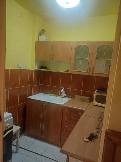 Garsonieră decomandată în Central