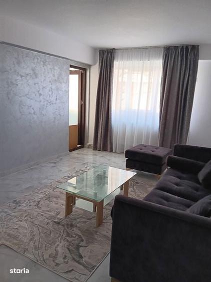 Apartament cu 3 camere decomandat în Ultracentral