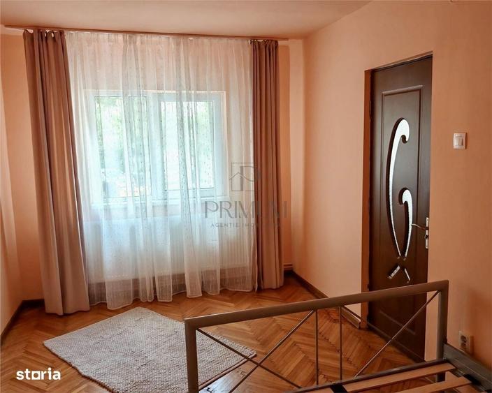 Apartament cu 2 camere semidecomandat în Soarelui