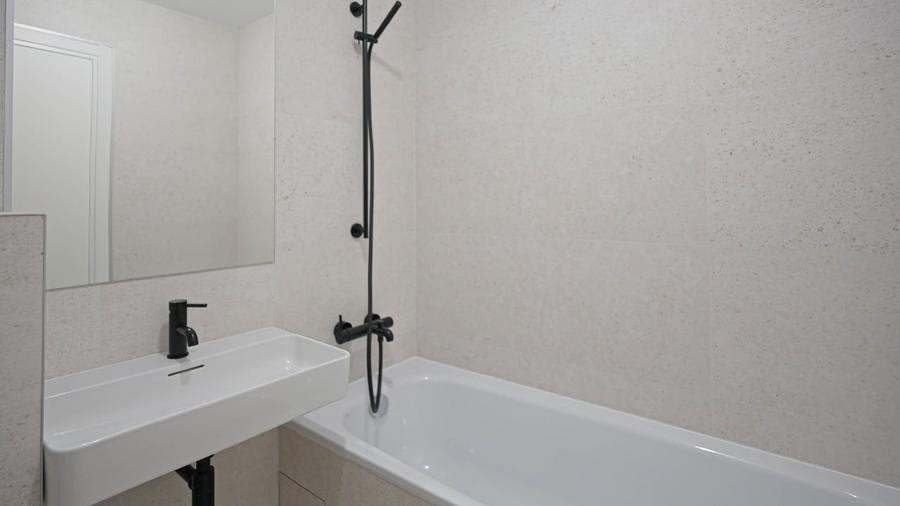 Apartament cu 2 camere decomandat în Aviației