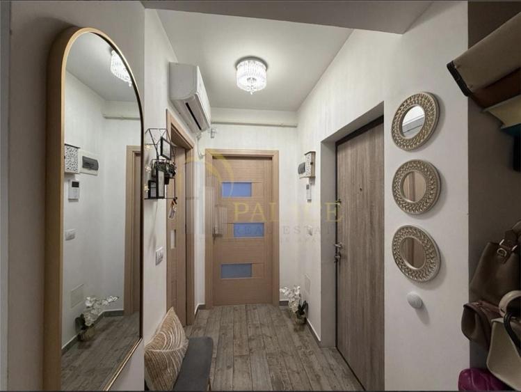 Apartament cu 2 camere decomandat în Galata
