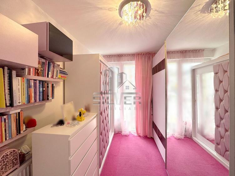 Apartament cu 3 camere semidecomandat, mobilat în Florești