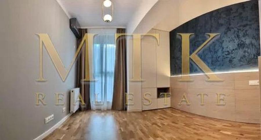 Apartament cu 3 camere decomandat, mobilat în Iancu Nicolae
